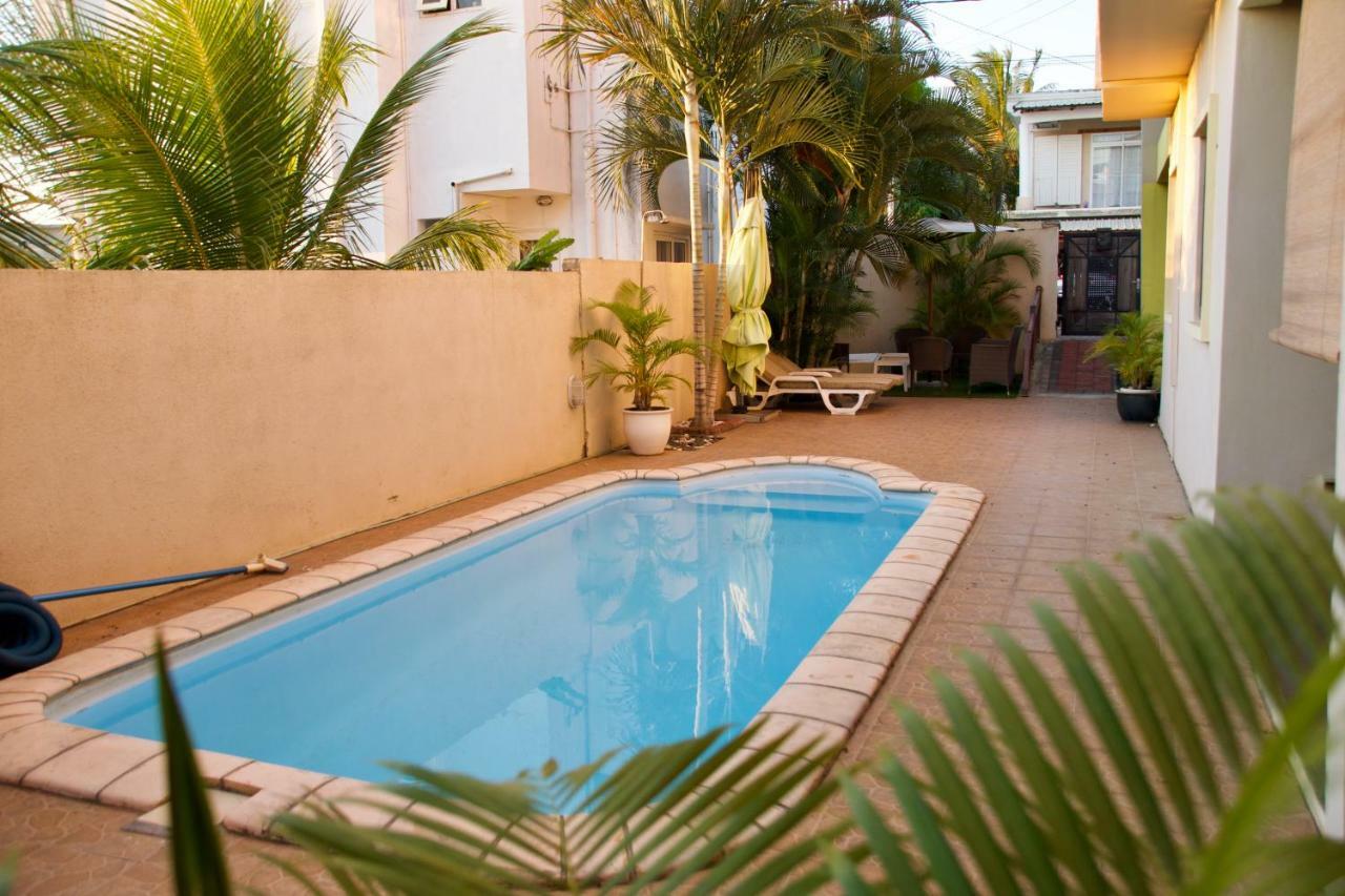 Zanana Penthouse Apartment Flic en Flac Bagian luar foto